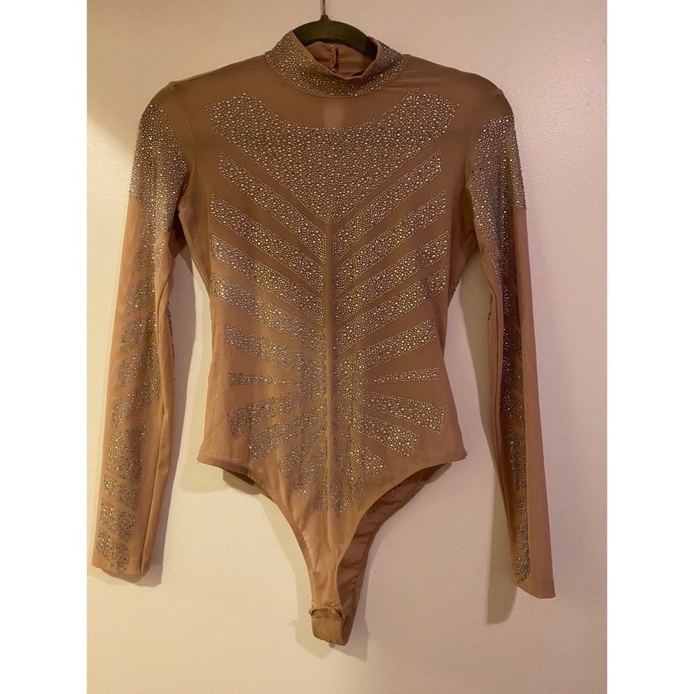 Bodysuit with sparkles